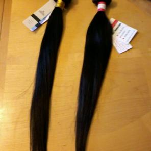 Malaysian and Peruvian Bundles of hair