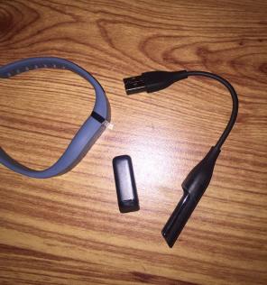 Fitbit flex With Charger And Extra Cases