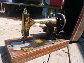 1927 Franklin rotary sewing machine