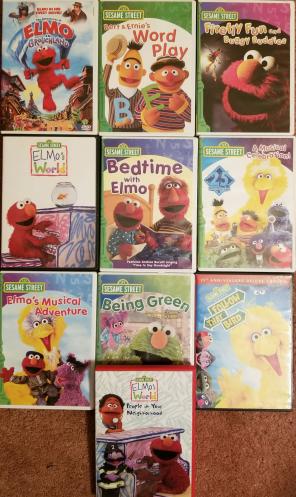 KIDS DVD LOT OF 25