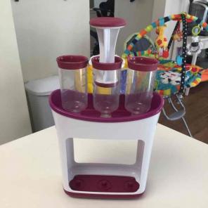 Infantino Squeeze Station