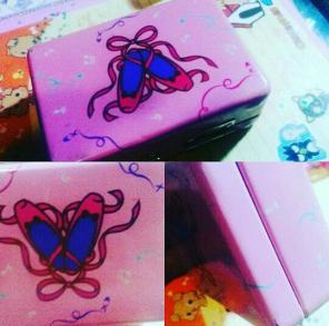 Vintage sanrio small tin box