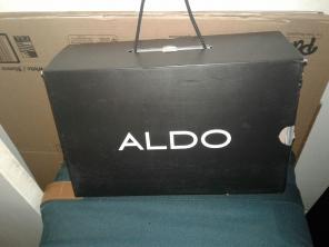 Aldo box