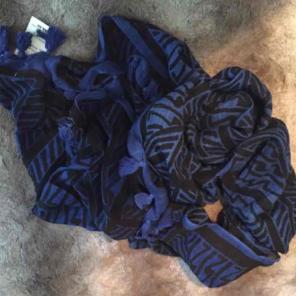 Lucky brand scarf