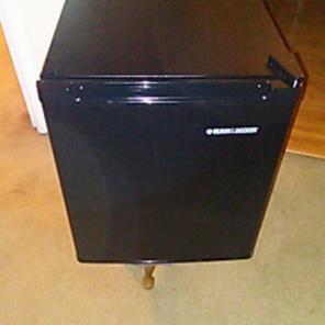 Black & Decker mini refrigerator