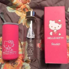 Hello kitty water bottle