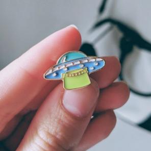 Alien ufo spaceship enamel pin brooch