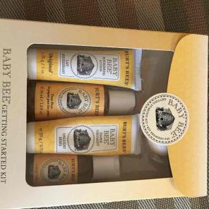 Burt's bee baby getting started gift set