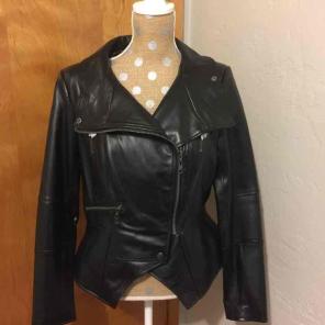 GILI black leather jacket