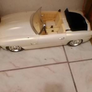 Bratz car no remote or mirrors on car