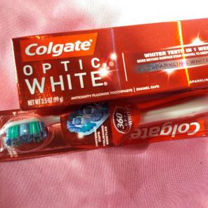Optic white toothpaste and brush bundle