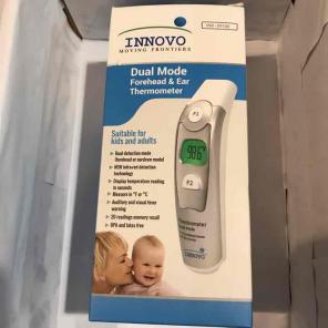 Forehead and ear thermometer