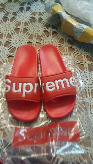 Nwt supreme sandals slides flipflops