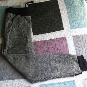 Men's joggers size large
