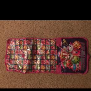Shopkin Storage Compartment