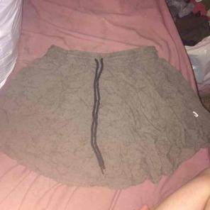 vans grey skirt size small