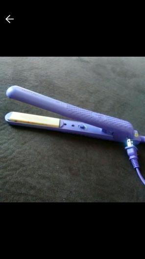 Purple professional straightener