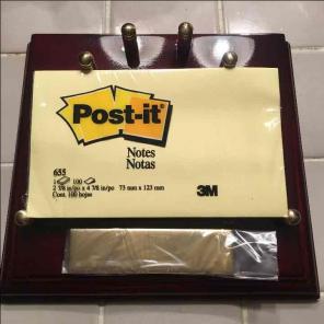 Post it note holder