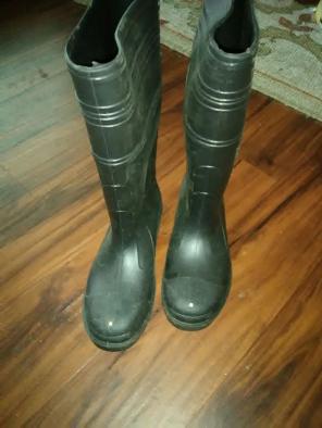 Steel toe size 7
