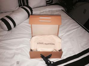 AUTHENTIC LOUIS VUITTON PALM SPRINGS MIN