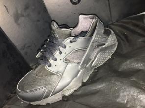 Black Huaraches