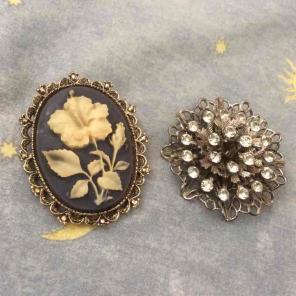 Vintage Cameo Flower BUNDLE Brooch pin