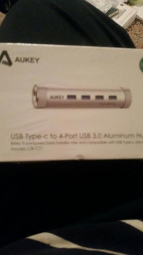 Aukey hub