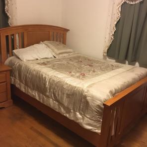 BEDROOM SET