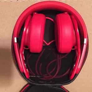 Beats by Dre Mixr Red