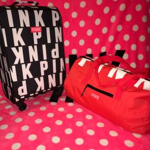 VS PINK WHEELIE LUGGAGE AND DUFFLE SET