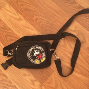 Disney 2017 Mickey Pouch