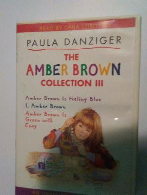Amber brown (4 cassette tapes)
