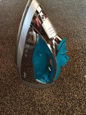Sunbeam Steam Iron GCSBSP – 201