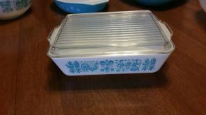 Pyrex amish butterprint 503