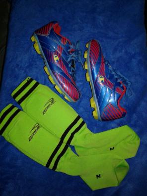 Soccer Cleats & shin Guard socks