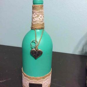 Decorative "Story" vase