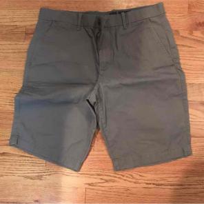 Gap grey shorts