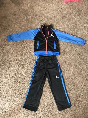 Boys Jordan Set 4t