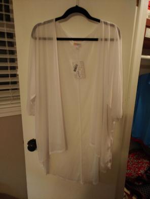 Lularoe White Lindsay Kimono