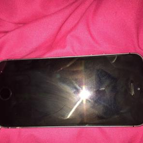 Space Gray iPhone 5s