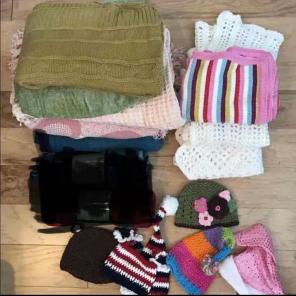 Photography prop bundle, blankets