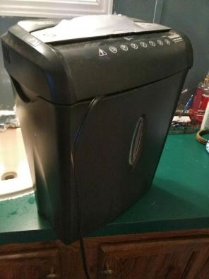 Paper shredder