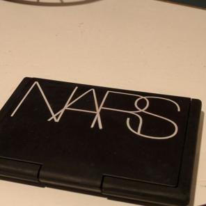 Nars contouring powder