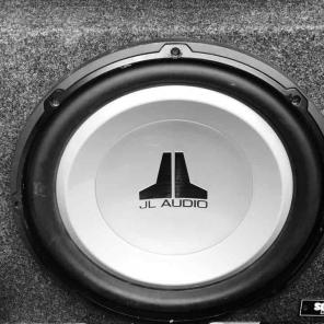 JL Audio 13 Subwoofer&360w Amp