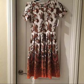 M NWT dipped Paisley Lularoe Amelia