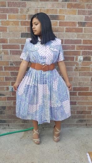 Leslie Fay dress front button closure