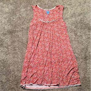 Vera wang night gown