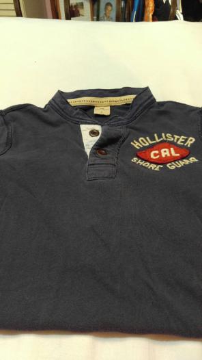 Hollister short sleeve henley