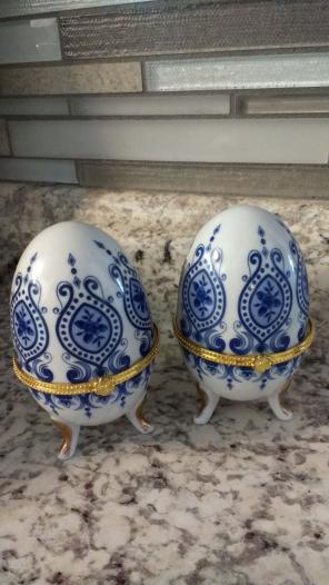 Sweet Blue and white Porcelain eggs