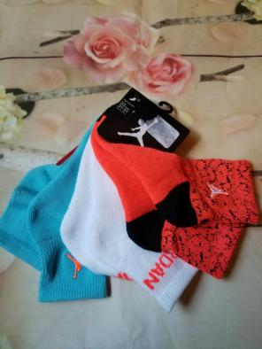 Nwt 3 pairs air jordan socks 3y-5y